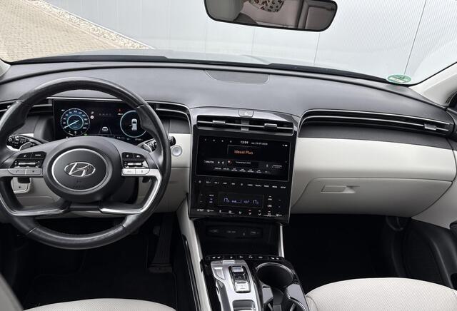 Hyundai TUCSON 1.6 T-GDI PHEV Premium Sky 4WD / Airco / Cruise Control / Apple carplay/Android Auto / Stoelverwarming voor en achter / Stoelverkoeling /