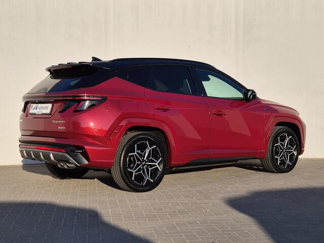 Hyundai TUCSON 1.6 T-GDI PHEV Plug-in N Line 4WD Automaat / Trekgewicht 1350 kg / Apple Carplay Android Auto / Elektrische bedienbare achterklep / Achteruitrijcamera / Adaptief cruise control / Stuur-, en Stoelverwarming /