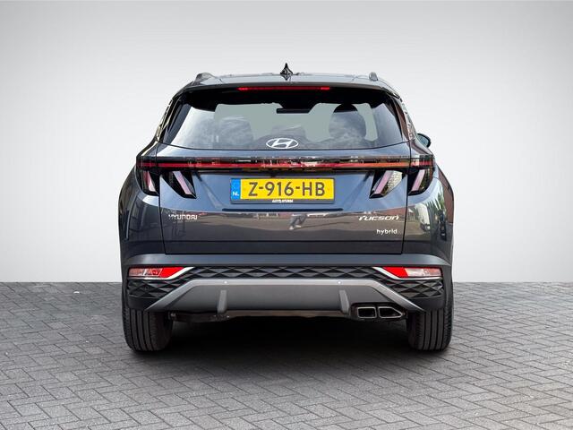 Hyundai TUCSON 1.6 T-GDI HEV Comfort Smart | Navigatie | Camera | Apple Carplay/Android Auto | Stuur- + Stoelverwarming | Elek. Achterklep | Rijklaarprijs!
