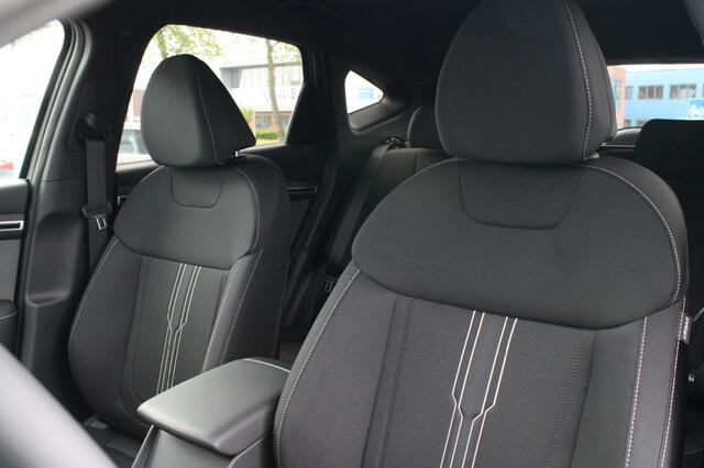 Hyundai TUCSON 1.6 T-GDI Advantage - Zwart Dak - 19'' LMV - LED - Trekhaak