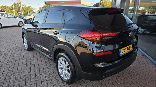 Hyundai TUCSON 1.6 GDI Comfort* 6 Bak*Navigatie*Airco (Automatische)*4 x Elektrische Ramen/Spiegels*ABS*Zeer nette auto* BOVAG Garantie