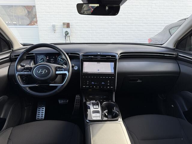 Hyundai TUCSON 1.6 T-GDI PHEV Comfort Smart 4WD | Trekhaak | Pano | Camera | ACC | Keyless | LED | 19 inch