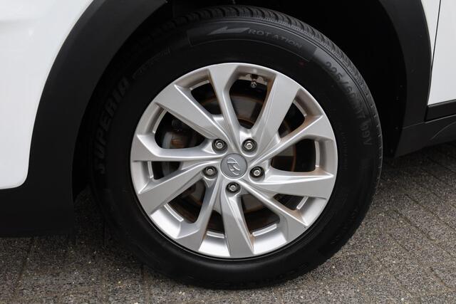 Hyundai TUCSON 1.6 GDI i-Drive CAMERA CARPLAY STOELVERW NAVI CRUISE CLIMA HILL-HOLD START-STOP PDC 17''LMV