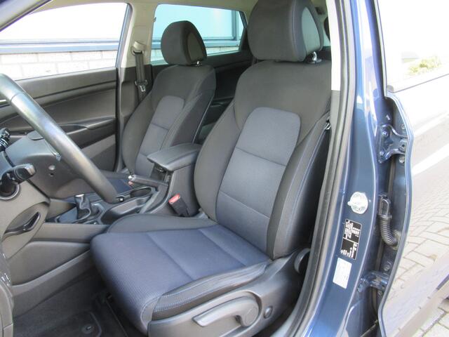 Hyundai TUCSON 1.6 GDi Comfort 2e eigen | dealer onderh | 19"inch | navi | camera | tr.haak