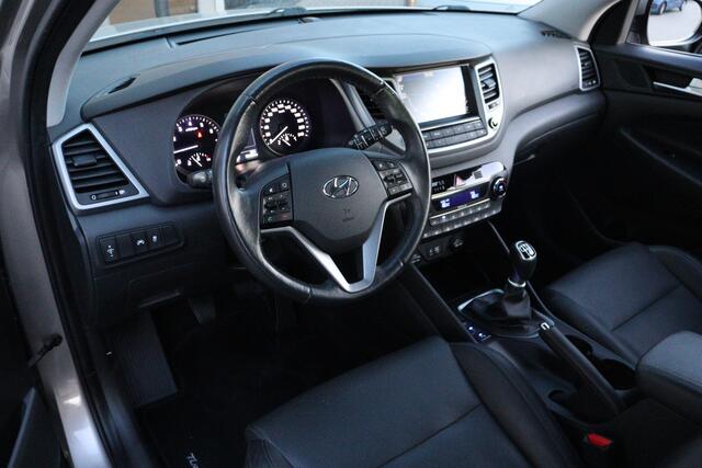 Hyundai TUCSON 1.6 GDi Premium | Camera | Trekhaak | Winter Pakket |