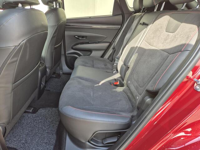 Hyundai TUCSON 1.6 T-GDI PHEV 265pk Plug-in N Line 4WD Automaat / Achteruitrijcamera / Apple Carplay Android Auto / Adaptief cruise control / Trekgewicht 1350 Kg / Stuur- en Stoelverwarming / Elektrische bedienbare achterklep /