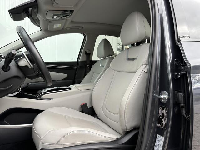 Hyundai TUCSON 1.6 T-GDI PHEV Premium Sky 4WD / Elektrisch glazen panorama-dak/ Kunstlederen bekleding / Apple Carplay/Android Auto/ Stoelverwarming Voor en Achter/