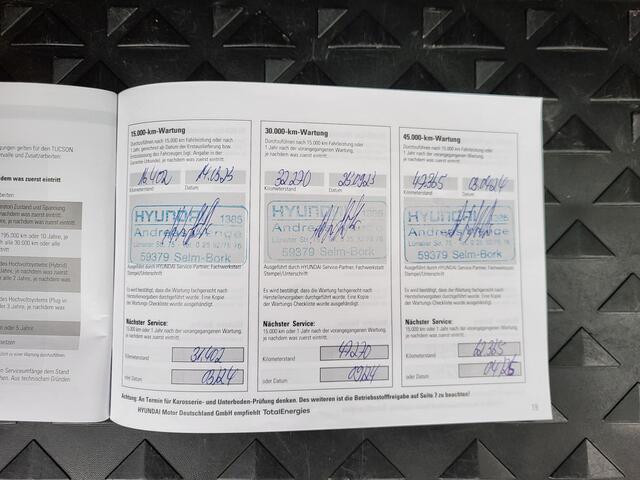 Hyundai TUCSON 1.6 T-GDI PHEV Premium Sky 4WD Automaat / Dealer onderhouden / Afneembare trekhaak (1.350 kg) / Panoramadak / 360° camera / Krell Audio / Stuur,- achterbank,- en voorstoelverwarming / Geventileerde voorstoelen / Android Auto / Apple Carplay