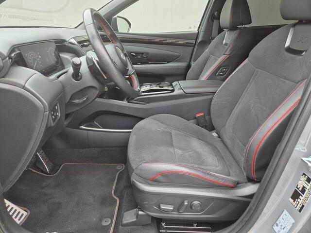 Hyundai TUCSON 1.6 T-GDI PHEV Plug-in N Line 4WD Automaat / Apple Carplay Android Auto / Stuur-, Stoel en Achterbankverwarming / Rondomzicht camera / Adaptief CC / Stoelventilatie / Elektrische achterklep / Trekgewicht 1.350kg /