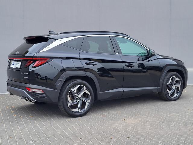 Hyundai TUCSON 1.6 T-GDI PHEV Comfort Smart 4WD Automaat / Apple Carplay Android auto / Stuur-, en Stoelverwarming / Trekgewicht 1350 kg / Achteruitrijcamera / Keyless Entry/Start / Adaptief CC / Elektrische achterklep /