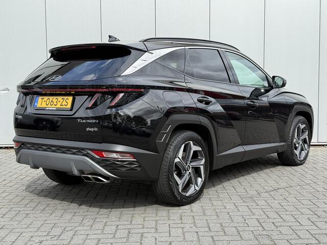 Hyundai TUCSON 1.6 T-GDI PHEV Premium Sky 4WD / Lederen Bekleding / NL auto / Open dak / Stoel verwarming en Ventilatie / 19" Lm velgen / Fabrieksgarantie t/m 10-2028 /
