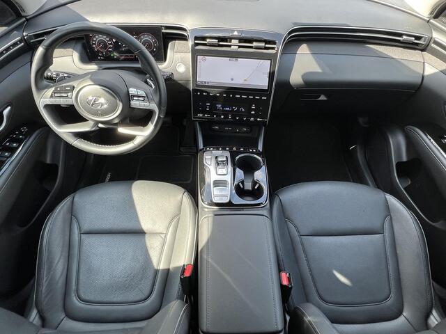 Hyundai TUCSON 1.6 T-GDI PHEV Premium Sky 4WD / Trekhaak Afneembaar 1350 KG / Schuif kanteldak / Bluelink navigatie / Camera / Leder / Stoel- en Stuurverwarming / Stoelventilatie /