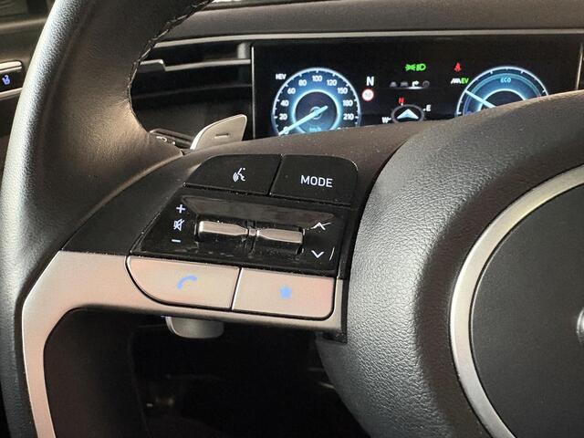 Hyundai TUCSON 1.6 T-GDI PHEV Premium Sky 4WD / Trekhaak Afneembaar 1350 KG / Schuif kanteldak / Bluelink navigatie / Camera / Leder / Stoel- en Stuurverwarming / Stoelventilatie /