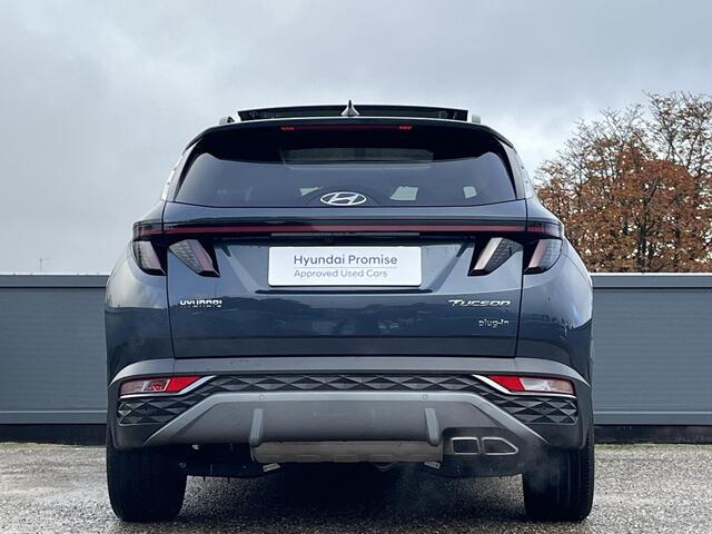 Hyundai TUCSON 1.6 T-GDI PHEV 265 PK Comfort Smart 4WD | Panorama schuifkanteldak | 19'' Lmv | Geïntegreerde navigatiesysteem | Cruisecontrol | Apple Carplay & Android Auto |