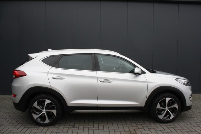 Hyundai TUCSON 1.6 T-GDi 177PK Premium - LEDER - NAVIGATIE - CAMERA - TREKHAAK - PDC