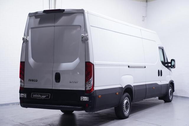 Iveco DAILY 35S16 160 pk L4H2 XXL Airco ECC, va 371,- p/mnd Laadruimte Pakket, DAB+. PDC achter, 3-Zits