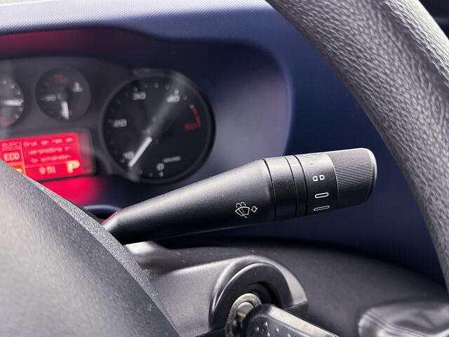 Iveco DAILY 35C16V 2.3 352 L2H2 Automaat 155PK Euro 6 3500KG trekhaak Achteruitrijcamera