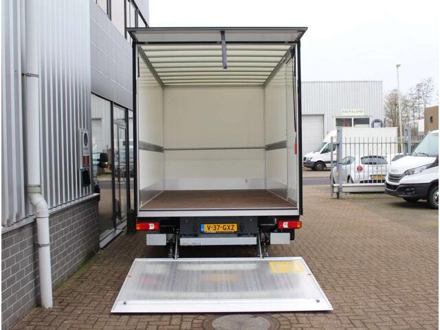 Iveco DAILY 35C18 HA8 3.0 375 Bakwagen Aut. Extra Brede Bak