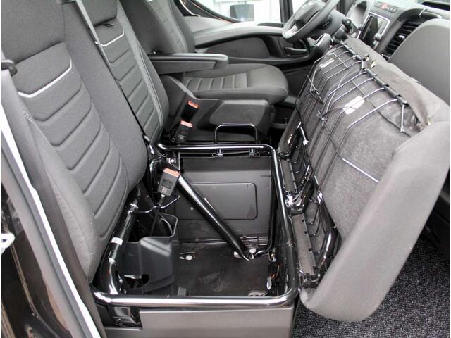 Iveco DAILY 35C18 HA8 3.0 375 Bakwagen Aut. Extra Brede Bak