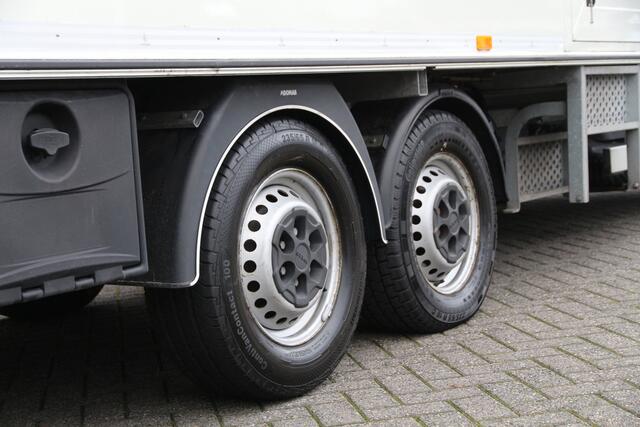 Iveco DAILY 35S18 3.0 | Clixtar | Laadvermogen 3260kg | 7 Ton | 527x207x223 | 54.000KM..