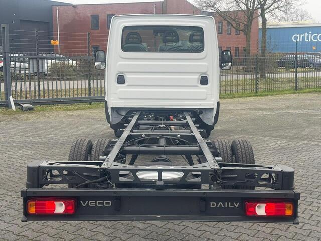 Iveco DAILY 35C18 180 pk H6 Chassis 4100 mm Dubbel lucht Navi, Airco ECC, Cruise, LED Koplampen, Nwe Model, 3-Zits
