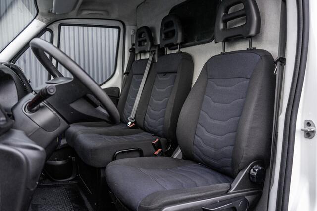 Iveco DAILY 35S16V 2.3 L3H2 | Nette staat | Euro 6 | Automaat | 155 PK | Climate | Trekhaak