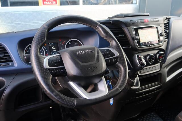 Iveco DAILY 35S18HV 3.0 35 L2 H2 AUT/ LED/ CAMERA/ 3.5T/ CRUISE/ CLIMA/ TREKHAAK