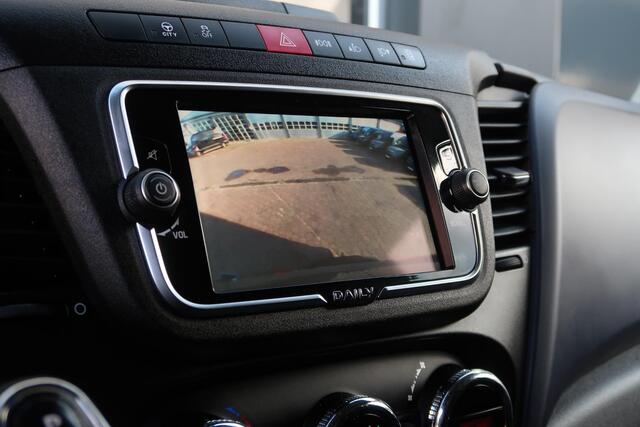 Iveco DAILY 35S18HV 3.0 35 L2 H2 AUT/ LED/ CAMERA/ 3.5T/ CRUISE/ CLIMA/ TREKHAAK