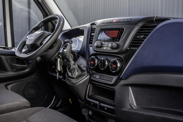 Iveco DAILY 35S14V 2.3 L4H2 | Automaat | Euro 6 | Cruise | Climate | 3500 KG Trekgewicht | Trekhaak