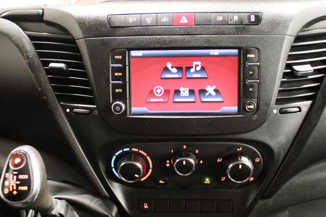 Iveco DAILY 35S14V 2.3 352 H2 AUTOMAAT 3500KG TREKVERMOGEN