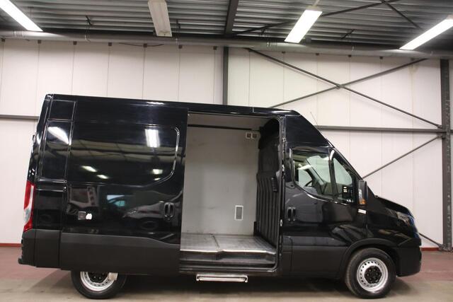 Iveco DAILY 35S16V 2.3 L2H2 160 PK 3500 KG TREKVERMOGEN EURO 6