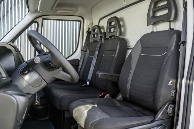 Iveco DAILY 35S14 2.3 | Bakwagen met laadklep | Euro 6 | Automaat | Cruise | Airco | Camera