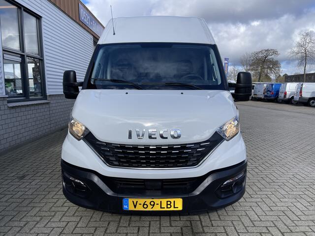 Iveco DAILY 35S14V 2.3 410 automaat L4H2 ( L3H2 ) / vaste prijs rijklaar ¤ 23.950 ex btw / lease vanaf ¤ 428 / airco / cruise control / trekhaak 3500 kg / laadruimte 375 cm lang !