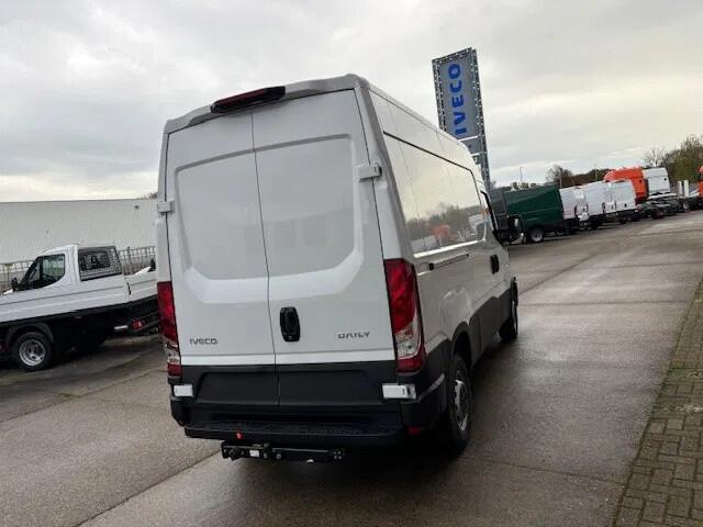 Iveco DAILY 35S16V A8 L2H2