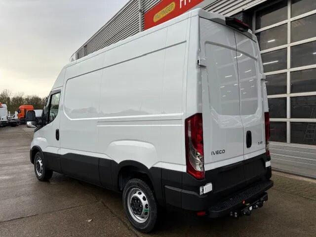 Iveco DAILY 35S16V A8 L2H2