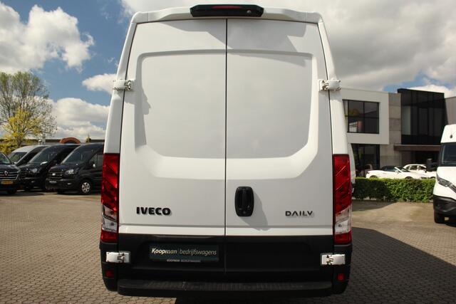 Iveco DAILY 35S18A8 3.0 180pk L4H2 Automaat | Adap. Cruise| L + R Schuifdeur | 3500kg trekgew. | Gev. Stoel | Camera | Navi | Clima | Lease 537,- p/m