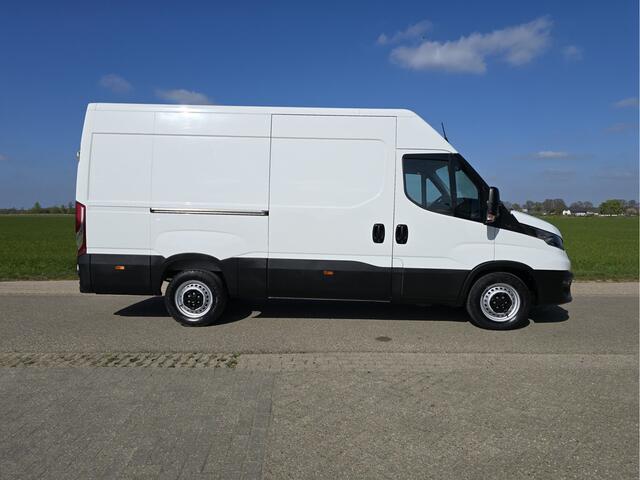 Iveco DAILY 35S14V 2.3 352L H2 - 140 Pk - Euro 6 - Airco - Cruise Control