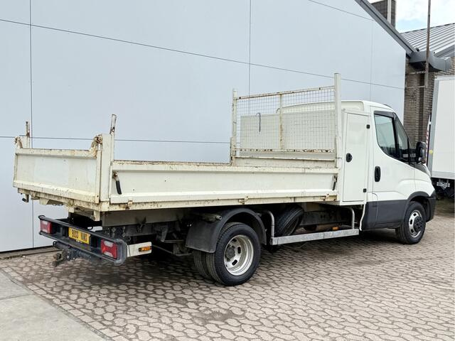 Iveco DAILY 35C12 2.3 Kipper Dubbellucht 3.5t Trekhaak Airco Cruise Control Lucht geveerde stoel