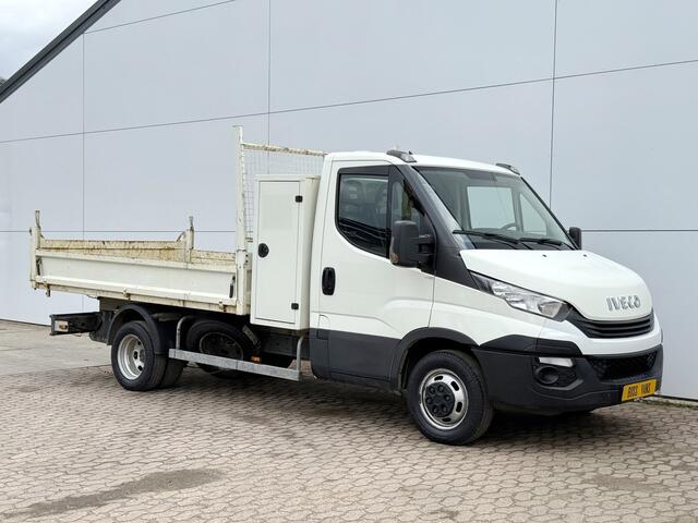 Iveco DAILY 35C12 2.3 Kipper Dubbellucht 3.5t Trekhaak Airco Cruise Control Lucht geveerde stoel