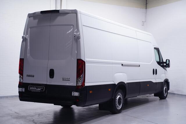 Iveco DAILY 35S16 160 pk Automaat L4H2 Airco ECC Audio DAB+, Laadruimte Pakket, Multistuur, 3-Zits