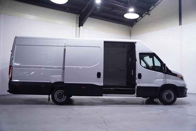 Iveco DAILY 35S16 160 pk Automaat L4H2 Airco ECC Audio DAB+, Laadruimte Pakket, Multistuur, 3-Zits