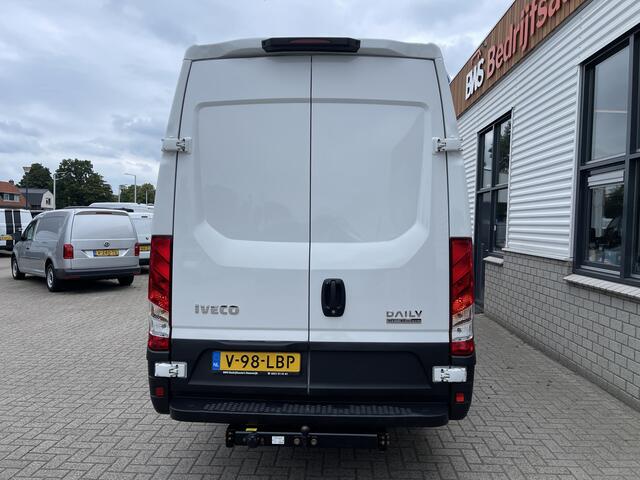 Iveco DAILY 35S14V 2.3 Himatic automaat L4H2 / laadruimte 470cm lang ! / vaste prijs rijklaar ¤ 23.950 ex btw / lease vanaf ¤ 391 / trekhaak 3500 kg / cruise en climate control / 270 graden achterdeuren