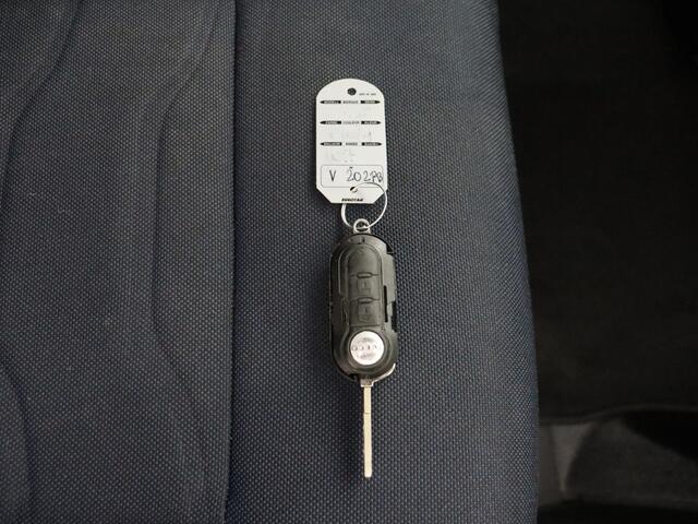 Iveco DAILY 40C18 Hi-Matic Automaat Koel/Vries Bakwagen | 12/220V | Dag-nacht aansluiting | 3-Persoons