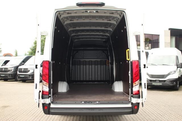 Iveco DAILY 35S16V 2.3 410L L4H2 | Gev. Stoel | Cruise | 3500kg trekgew. | Lease 609,- p/m