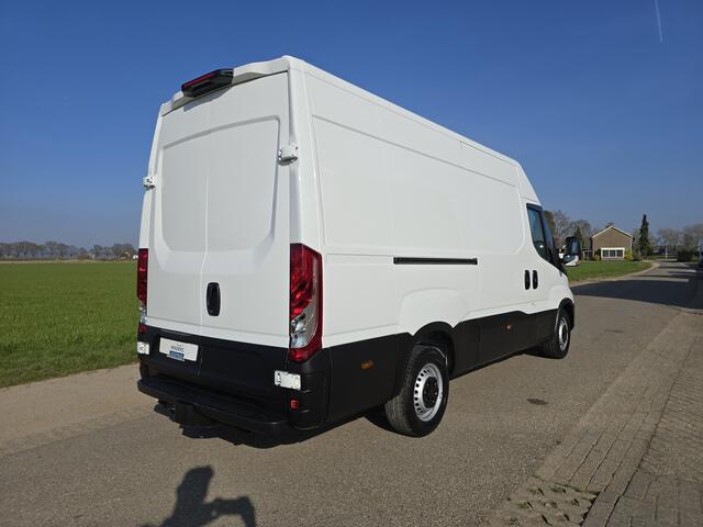Iveco DAILY 35S14V 2.3 352L H2 - 140 Pk - Euro 6 - Airco - Cruise Control
