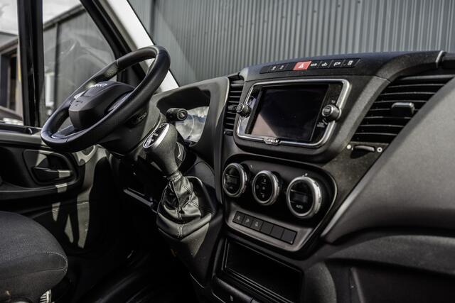 Iveco DAILY 35S16V L2H2 | Automaat | Camera | 3.5T Trekgewicht | Climate | Cruise | Euro 6
