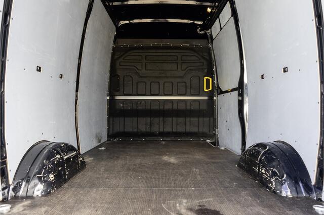 Iveco DAILY 35S16V L2H2 | Automaat | Camera | 3.5T Trekgewicht | Climate | Cruise | Euro 6