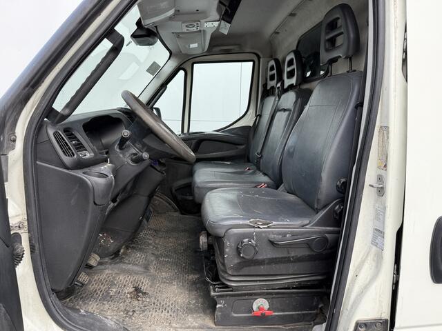 Iveco DAILY 70C17 3.0 **Engine Broken** 3.0L L4H2 Dubbellucht Airco Cruise Control Dubbele Schuifdeuren Trekhaak 3.5t Tachograaf