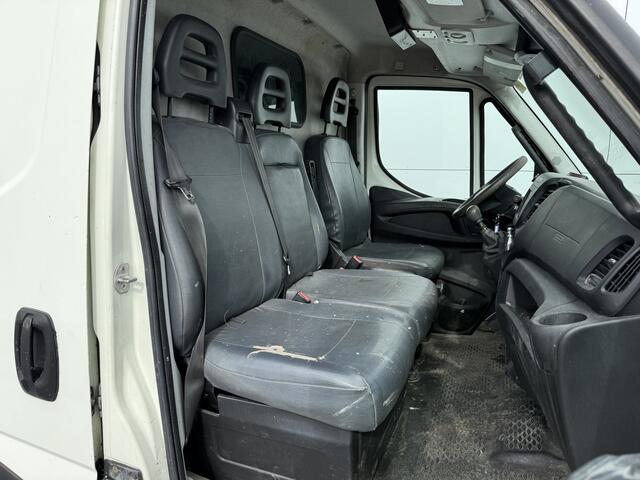 Iveco DAILY 70C17 3.0 **Engine Broken** 3.0L L4H2 Dubbellucht Airco Cruise Control Dubbele Schuifdeuren Trekhaak 3.5t Tachograaf