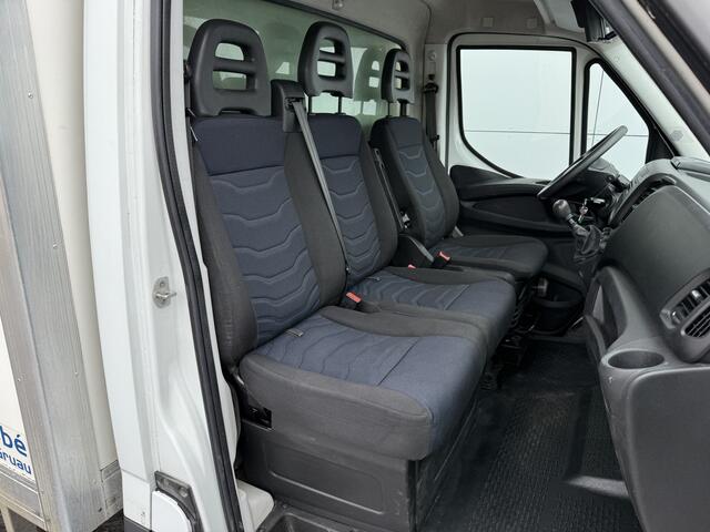 Iveco DAILY 35S16 2.3 Bakwagen met achterdeur 3,5t Trekhaak Meubelbak Koffer Camera